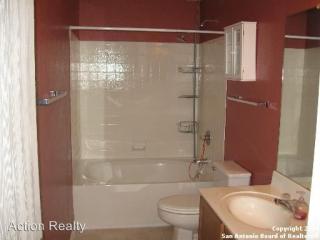 16216 Ike Ln, Schertz TX  78154-1155 exterior