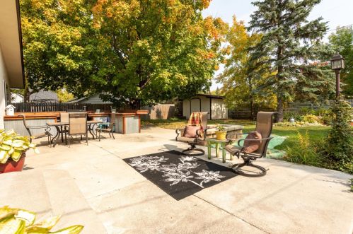 1213 Lark St, Alex MN 56308-2312 exterior