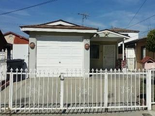 8415 Elburg St, Paramount, CA 90723-2740