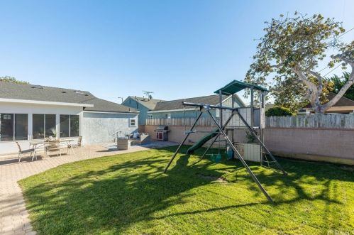 19401 Anza Ave, Torrance CA  90503-2007 exterior