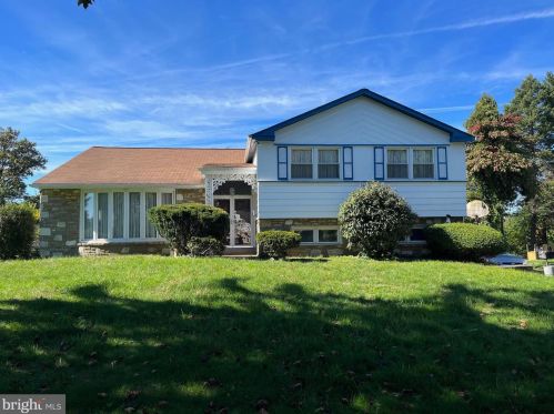 210 Parkview Rd, Cheltenham, PA 19012-1019
