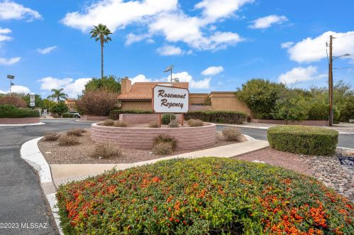 5010 South Regency Cir, Tucson AZ 85711-3043 exterior