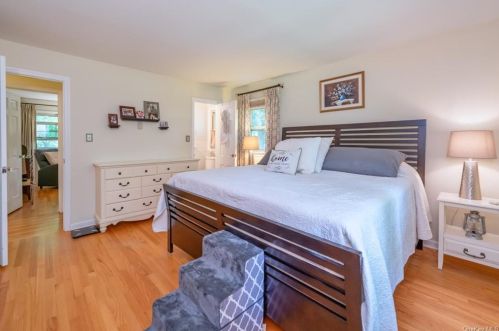 410 Old Post Rd, Marlborough NY  12542-6232 exterior