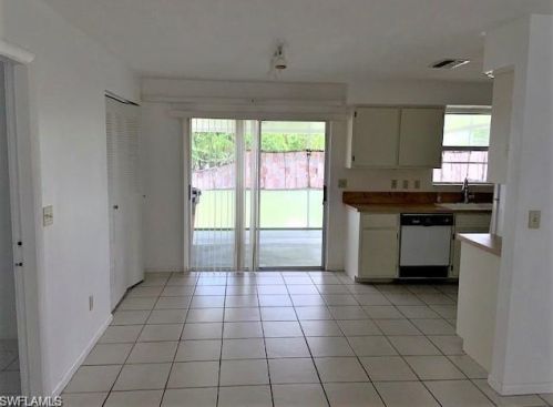 10729 Figtree Ct, Lehigh Acres, FL 33936-7332