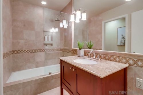 10370 Viacha Dr, San Diego CA  92124-3411 exterior
