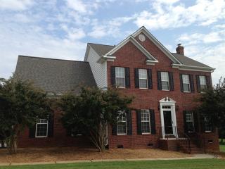 104 Walnut Hl, Easley SC  29642-8267 exterior