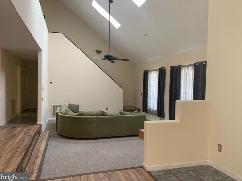 104 Broad Creek Rd, Laurel DE  19956-1124 exterior