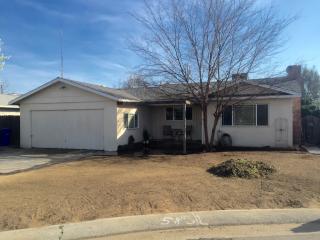 1707 School Ave, Porterville, CA 93257-1823