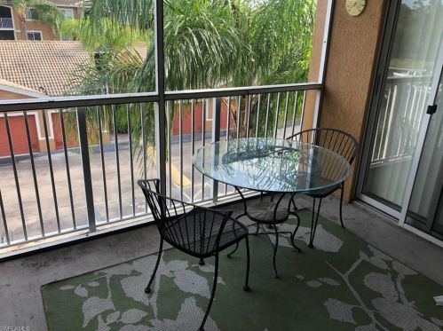1835 Florida Club Cir, Naples FL  34112-8706 exterior