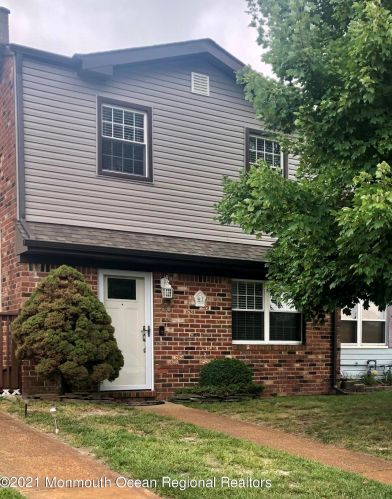 80 Greenwood Loop Rd, Bricktown, NJ 08724-1255