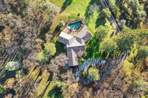 13940 Lodestar Dr, Grass Valley CA  95949-8362 exterior