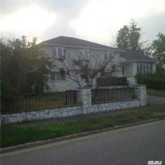 33 Riviera Dr, East Massapequa, NY 11758-8512