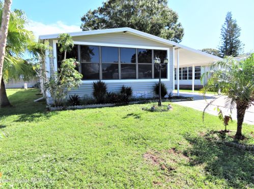 629 Marlin Cir, Sebastian, FL 32976-2405
