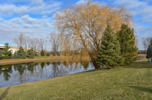 847 Flagstone Dr, Dyer, IN 46311-2286