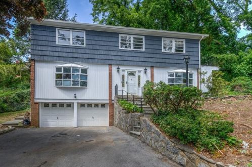 2 Brendon Hill Rd, Scarsdale, NY 10583-4808