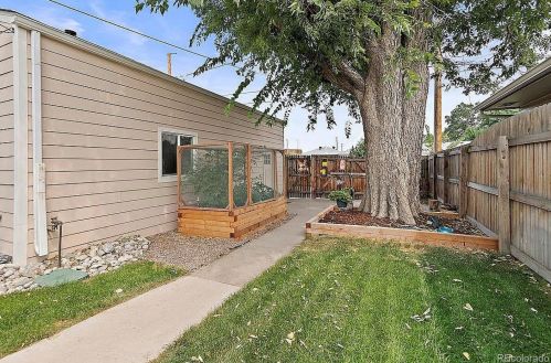 4732 Newton St, Denver CO 80219-2632 exterior