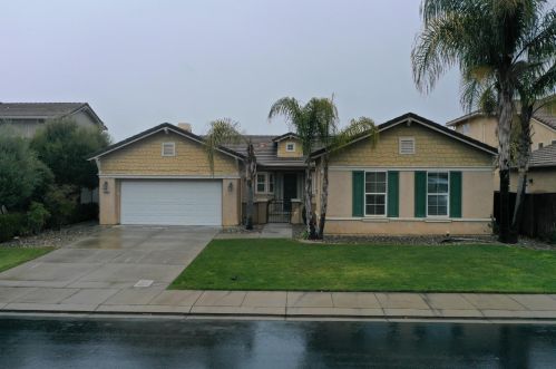 3112 Edgeview Dr, Modesto CA  95355-7302 exterior