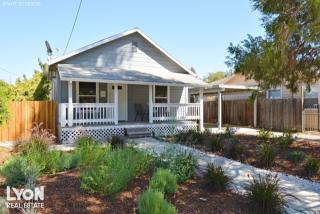 725 4th St, Woodland, CA 95695-4121