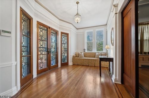 333 Park St, Montclair NJ  07043-2239 exterior