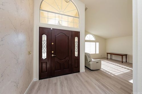 508 Heatherwood Dr, Madera CA  93637-2744 exterior