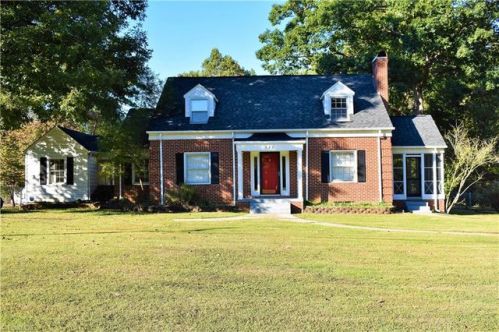 727 Fairgrove Rd, Thomasville, NC 27360-5693