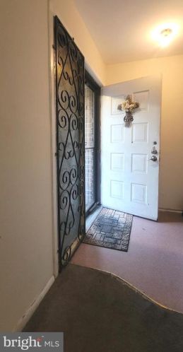 11867 Academy Rd, Philadelphia, PA 19154-2680