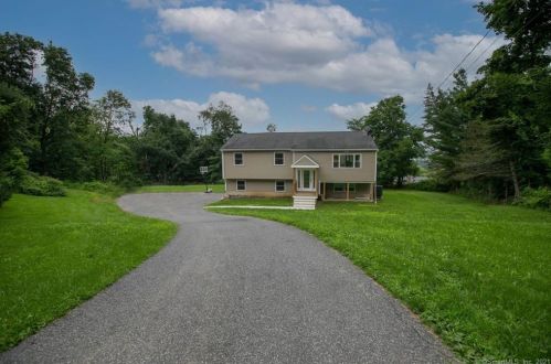 20 Pocono Ridge Rd, Brookfield Center, CT 06804-3718