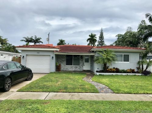 719 31st Rd, Hollywood, FL 33021-6115