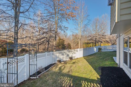 9450 Raith Ct, Bristow VA  20136-3505 exterior