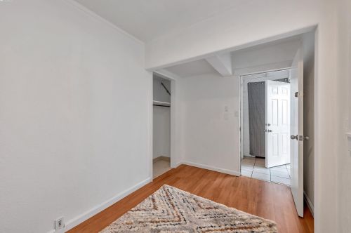 2031 103rd Ave, Oakland CA  94603-3325 exterior