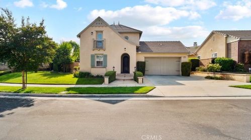 1526 Cole Ln, Upland, CA 91784-8067