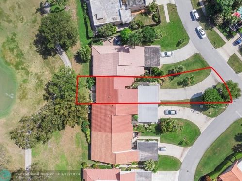 5293 Stonybrook Ln, Boynton Beach FL  33437-1616 exterior