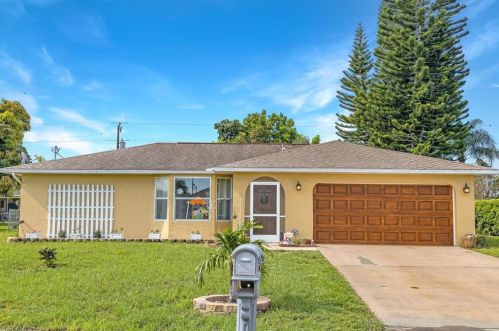 1418 21st Ln, Cape Coral, FL 33990-4675