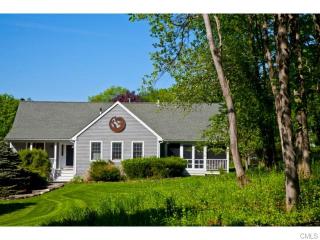 84 Kinney Hill Rd, Washington Depot CT  06777-1811 exterior