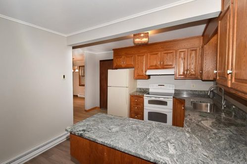 35 Grant Hill Rd, Coventry CT  06238-1115 exterior