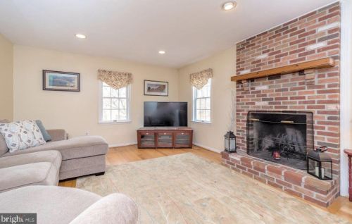 29 Krauser Rd, Downingtown PA 19335-1534 exterior