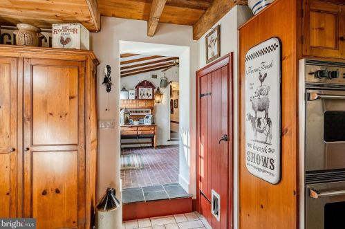 2564 Skippack Pike, Lansdale PA exterior