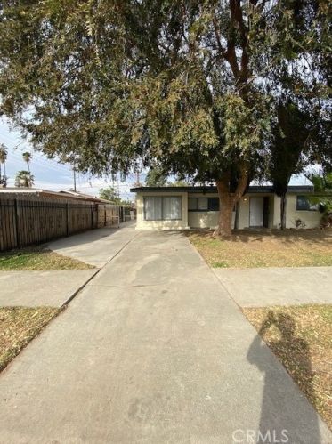 5585 Walter St, Riverside, CA 92504-1648