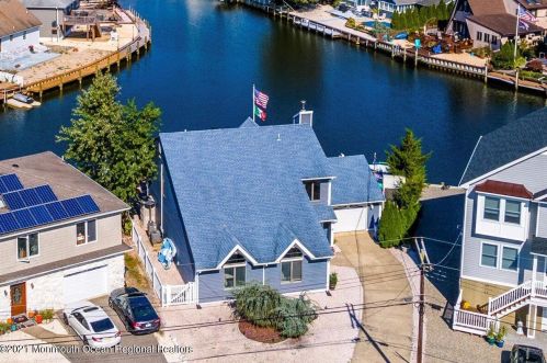 98 Jib Ln, Bricktown NJ  08723-6747 exterior