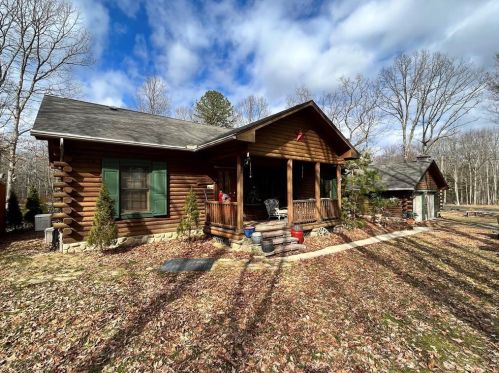 39 Martha Ln, Jim Thorpe, PA 18229-2749