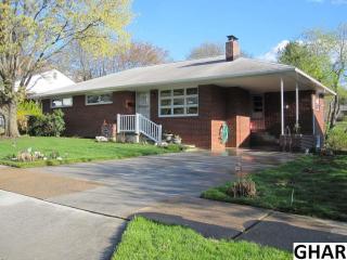 3521 Ridgeway Rd, Harrisburg, PA 17109-1125