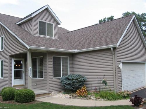 3411 Tradewinds Cv, Canton, OH 44708-3077