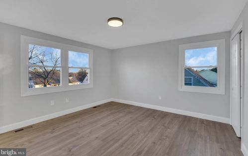 83 Hamilton Ln, Willingboro NJ  08046-1704 exterior