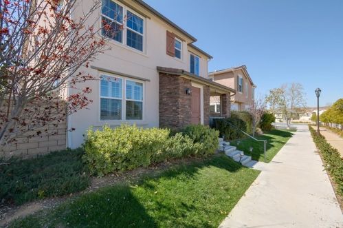 28296 Via Sonata Dr, Santa Clarita, CA 91354-3096