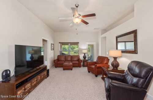 1400 Laconia St, Sebastian, FL 32958-6056