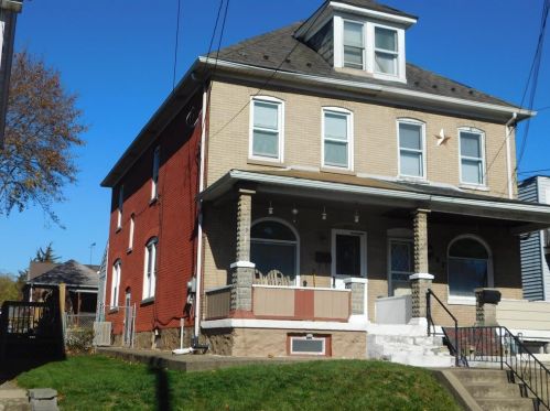 439 Line St, Easton, PA 18042-7302