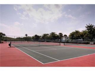 1660 Weeping Willow Way, Hollywood, FL 33019-4845