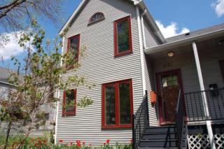 2121 21st Ave, Minneapolis, MN 55404-3119