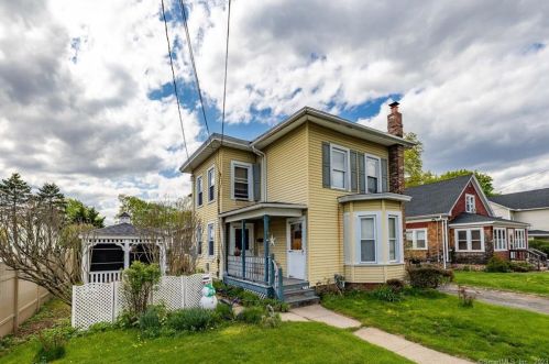 25 Canal St, Plainville, CT 06062-2714