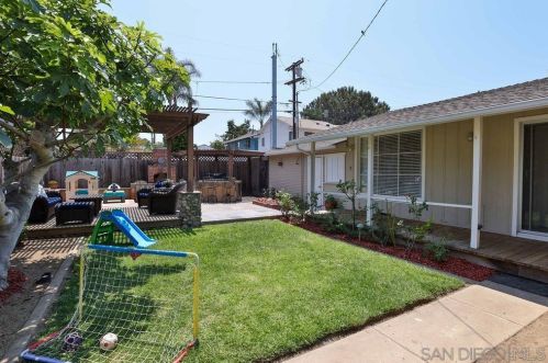 4669 Larkspur St, San Diego, CA 92107-1422